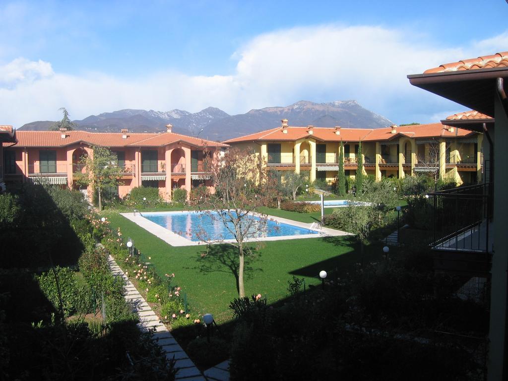 Casa Vacanze Serraglie Raffa Exterior photo