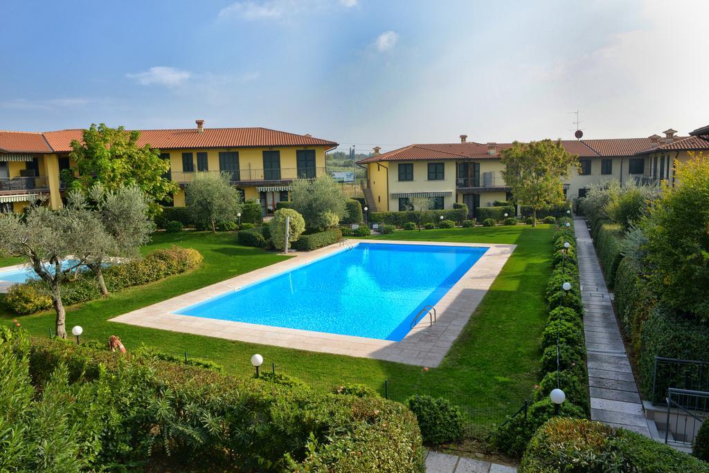 Casa Vacanze Serraglie Raffa Exterior photo